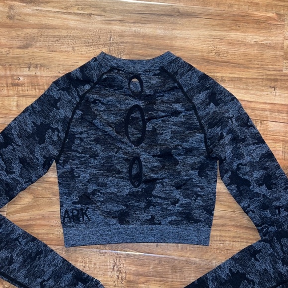 Gymshark camp longsleeve - Picture 6 of 7